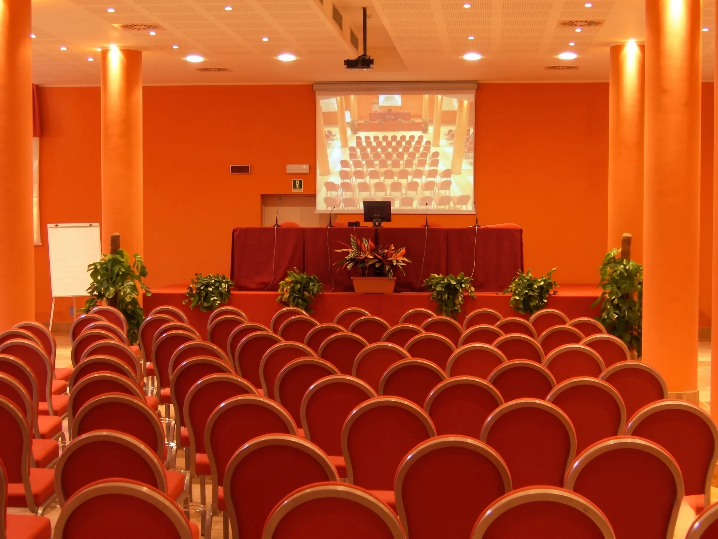 Sala meeting Hotel Langhe